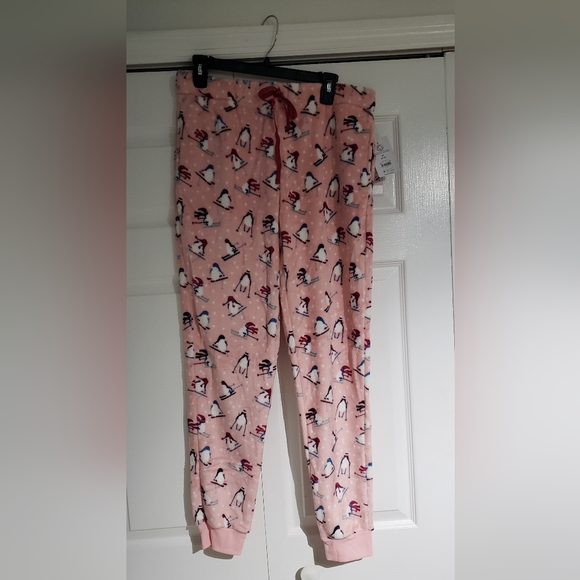 Joyspun Other - Pink Penguin Print Cozy Pajama Pants Size Medium